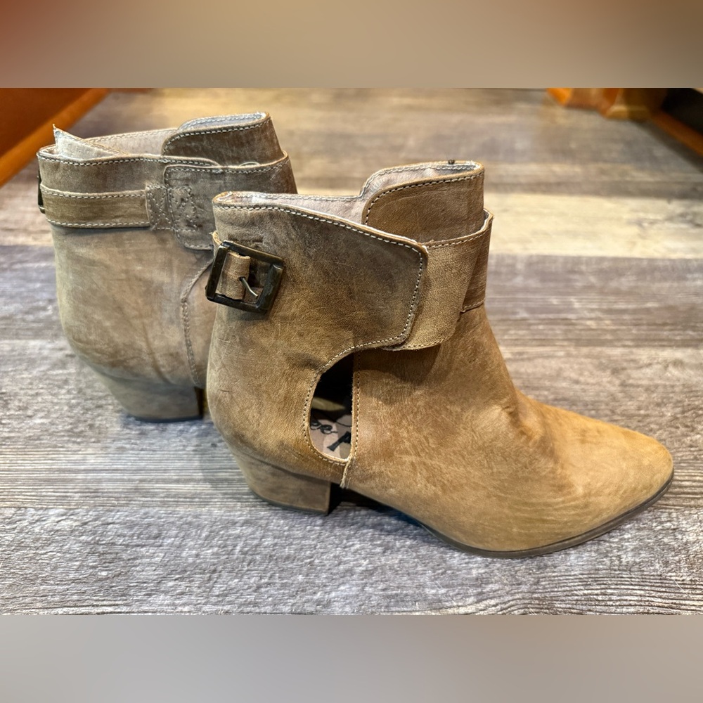 Free People size 7 (37 EU) boots